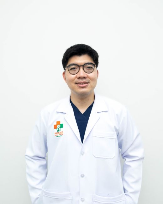 วัชรพงษ์ สุริยกุล ณ อยุธยา (หมอเก่ง) 